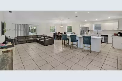 19622 SW 87th Ct, Cutler Bay, FL 33157 - Photo 2