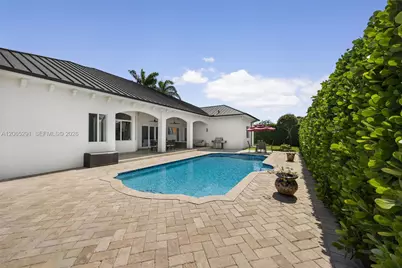 8111 SW 178th St, Palmetto Bay, FL 33157 - Photo 36