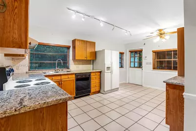 11624 SW 93rd St, Miami, FL 33176 - Photo 16
