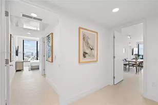 159 NE 6th St, Miami, FL 33132 - Photo 22