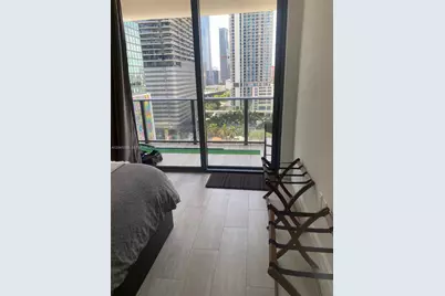 45 SW 9th St #1005, Miami, FL 33130 - Photo 4
