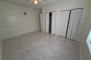 16150 NE 19th Ct, North Miami Beach, FL 33162 - Photo 8