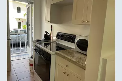 10178 Collins Ave #109, Bal Harbour, FL 33154 - Photo 2