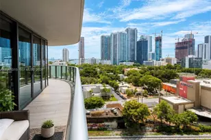 121 NE 34th St, Miami, FL 33137 - Photo 14