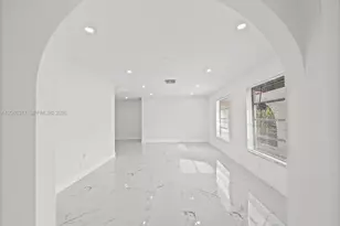 10251 NW 39th Ct, Coral Springs, FL 33065 - Photo 12