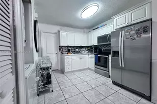 4689 NW 9th St, Miami, FL 33126 - Photo 2