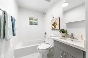 7121 SW 63rd Ave, South Miami, FL 33143 - Photo 16