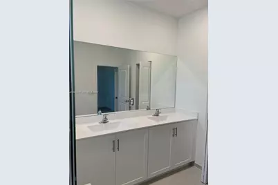 1211 SE 27th Ter, Homestead, FL 33035 - Photo 8