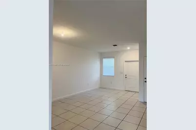 1211 SE 27th Ter, Homestead, FL 33035 - Photo 4