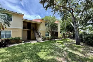 1237 SW 46th Ave, Pompano Beach, FL 33069 - Photo 2
