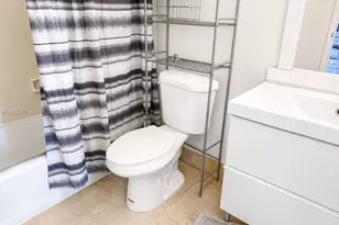 2841 NE 163rd St, North Miami Beach, FL 33160 - Photo 14