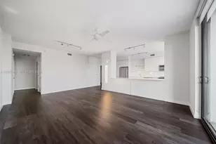 555 NE 8th St, Fort Lauderdale, FL 33304 - Photo 8