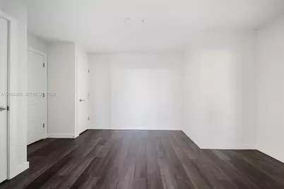 555 NE 8th St #1801, Fort Lauderdale, FL 33304 - Photo 14