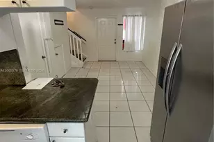 920 NW 78th Ave, Miami, FL 33126 - Photo 8