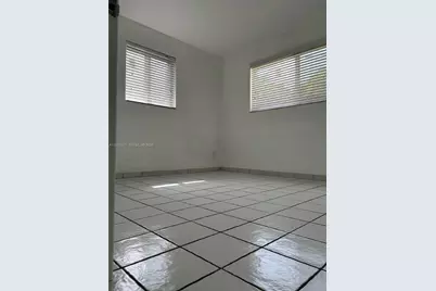 4250 NW 3rd St #4250, Miami, FL 33126 - Photo 16