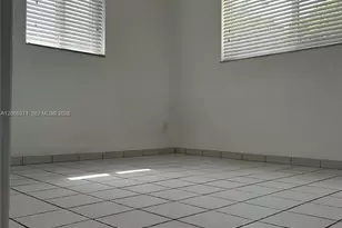 4252 NW 3rd St, Miami, FL 33126 - Photo 16