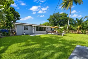 300 NW 28th St, Wilton Manors, FL 33311 - Photo 6