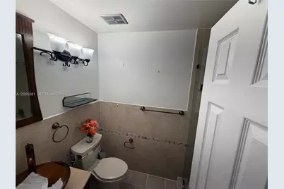 [Address not provided], Miami, FL 33165 - Photo 22