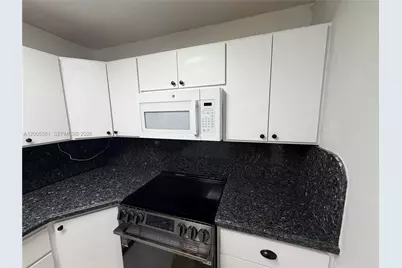 [Address not provided], Miami, FL 33165 - Photo 12
