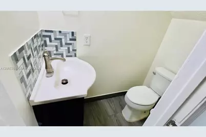 6625 Winfield Blvd #4-D, Margate, FL 33063 - Photo 6