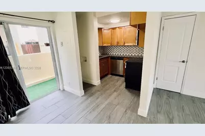 6625 Winfield Blvd #4-D, Margate, FL 33063 - Photo 12