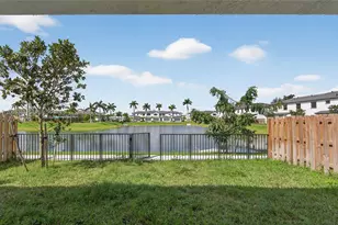 4973 Peacock Way, Dania Beach, FL 33312 - Photo 6