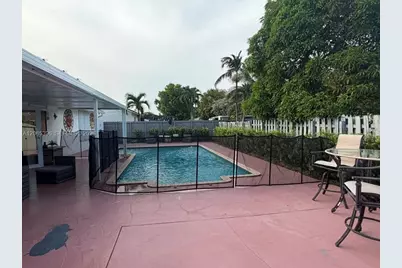 19631 NW 57th Pl, Hialeah, FL 33015 - Photo 48