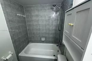 8848 NW 76th Ct, Tamarac, FL 33321 - Photo 20