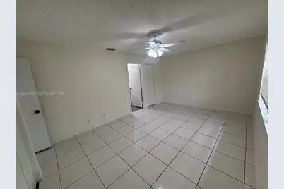 8848 NW 76th Ct, Tamarac, FL 33321 - Photo 18