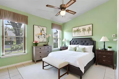 5275 Tiffany Anne Cir, West Palm Beach, FL 33417 - Photo 14