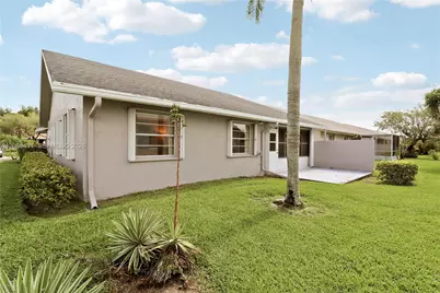 5275 Tiffany Anne Cir, West Palm Beach, FL 33417 - Photo 30