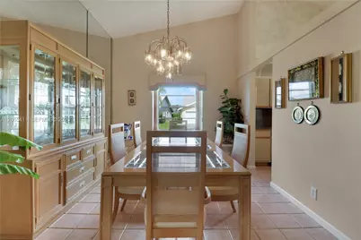 5275 Tiffany Anne Cir, West Palm Beach, FL 33417 - Photo 24