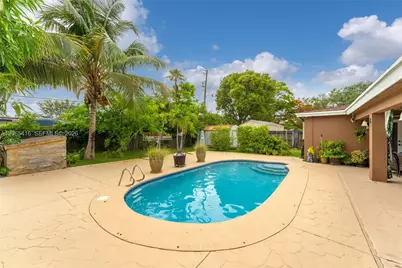 20301 SW 105th Ave, Cutler Bay, FL 33189 - Photo 36