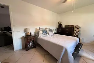9631 W Elm Ln, Miramar, FL 33025 - Photo 4