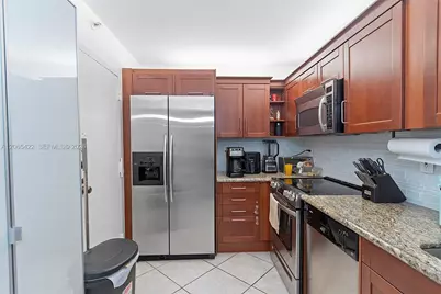2333 Brickell Ave #315, Miami, FL 33129 - Photo 10