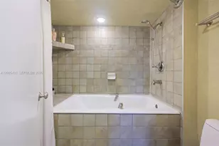 20401 NE 30th Ave, Aventura, FL 33180 - Photo 18