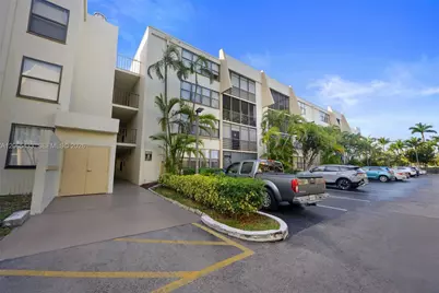 20401 NE 30th Ave #320-8, Aventura, FL 33180 - Photo 2