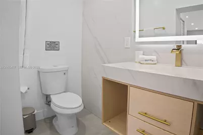 1042 NW 13th St, Fort Lauderdale, FL 33311 - Photo 24
