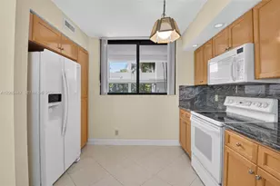 2565 S Ocean Blvd, Highland Beach, FL 33487 - Photo 20
