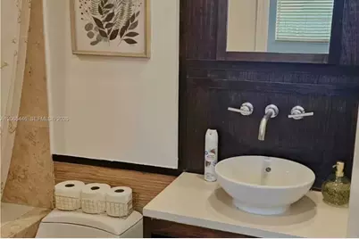 2903 N Miami Beach Blvd #201, North Miami Beach, FL 33160 - Photo 8