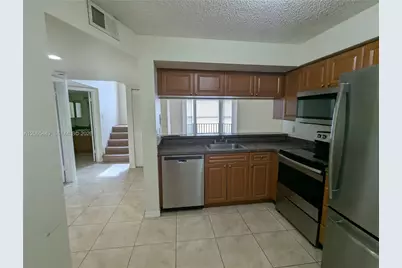 15201 Glenmoor Dr #15201, West Palm Beach, FL 33409 - Photo 4