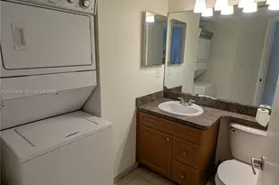 15201 Glenmoor Dr, West Palm Beach, FL 33409 - Photo 10