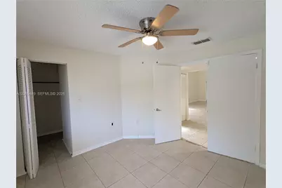 15201 Glenmoor Dr #15201, West Palm Beach, FL 33409 - Photo 8