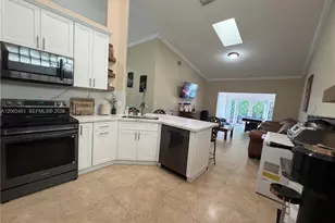 [Address not provided], Miami Lakes, FL 33018 - Photo 12