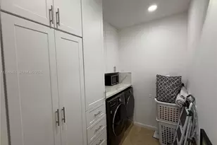 [Address not provided], Miami Lakes, FL 33018 - Photo 28