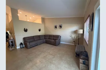 [Address not provided], Miami Lakes, FL 33018 - Photo 4