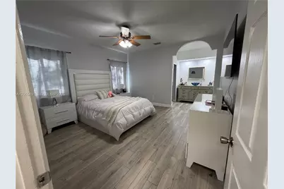 [Address not provided], Miami Lakes, FL 33018 - Photo 24