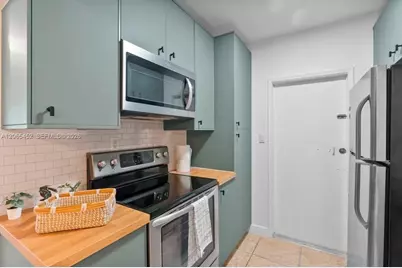 1947 NW 33rd St #1, Miami, FL 33142 - Photo 8