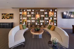 16385 Biscayne Blvd, North Miami Beach, FL 33160 - Photo 14