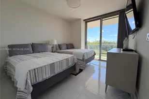 16385 Biscayne Blvd, North Miami Beach, FL 33160 - Photo 8